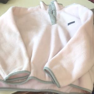Patagonia fleece pullover